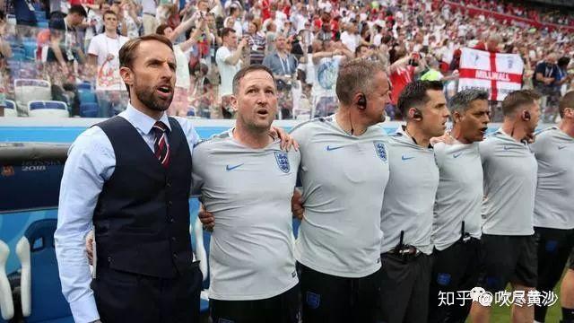 江南战狼队对阵江畔朱雀队，橄榄球小组赛小胜，细节决定成败——赛场纪律更严谨的简单介绍