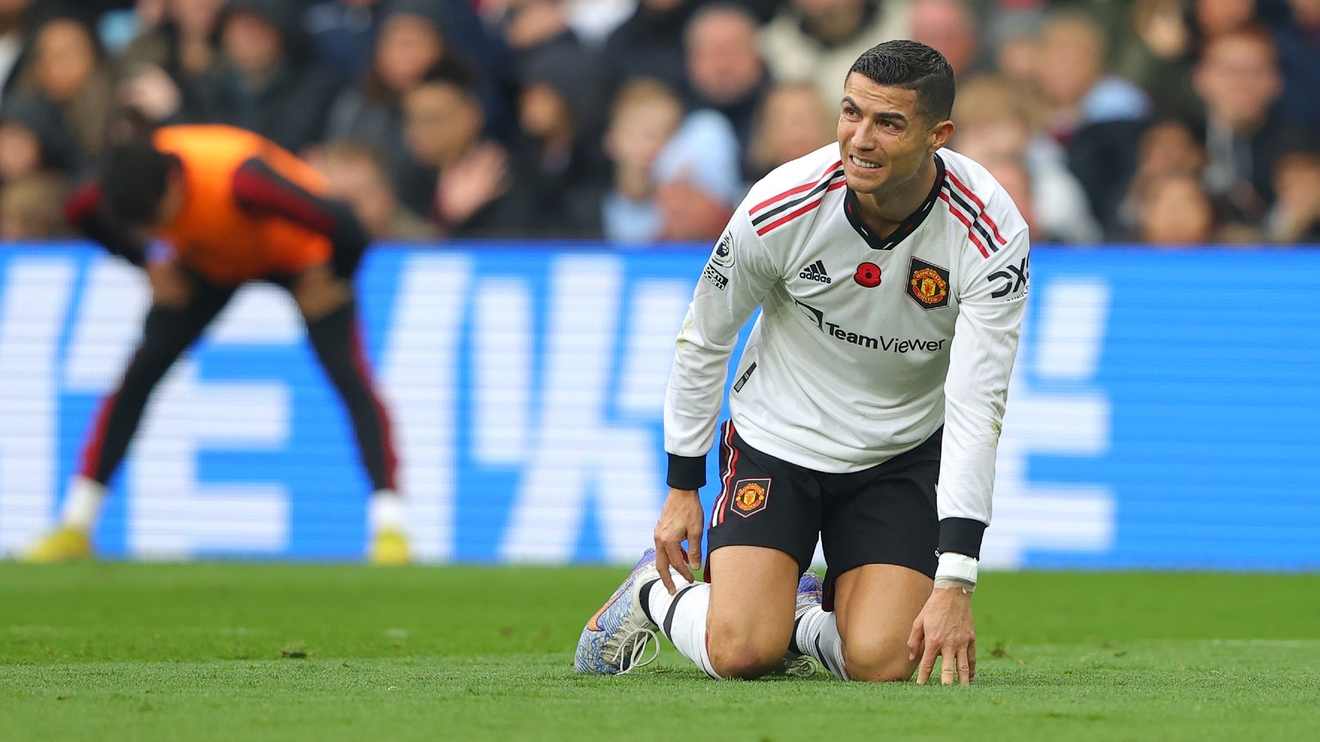 包含曼联不断突破！，C罗连续五场比赛得分超过表现优异热度持续攀升的词条